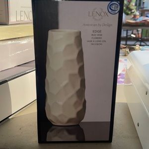 Lenox edge bud vase
